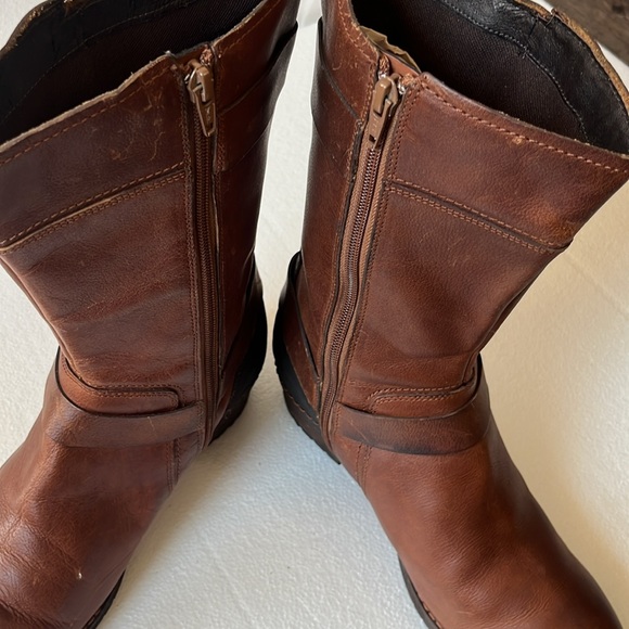 Merrell Women Oak leather Mid Calf Moto boot water resistant buckle harness 10.5 - Picture 6 of 16